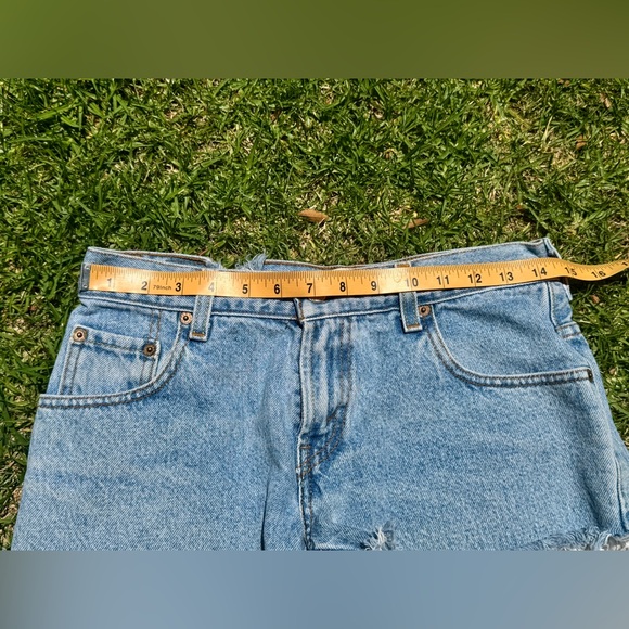 Y2K Vintage 100% Cotton Cut Off Denim Shorts - Picture 5 of 8